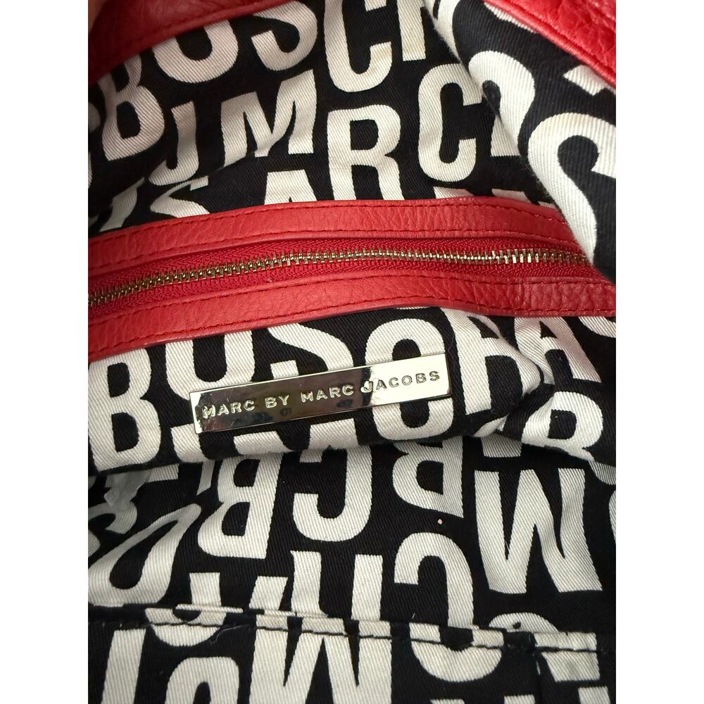 MARC by Marc Jacobs Red Leather Blake Large Full Zip Shoulder Hobo Hand Bag - Picture 11 of 15